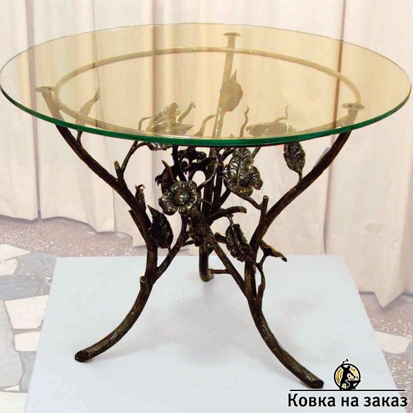 Кованый стол с круглой стеклянной столешницей и подстольем в виде ветвей дерева, фото 1