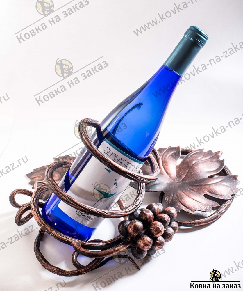 Кованая подставка для&nbsp;вина из&nbsp;виноградной лозы с&nbsp;листочком, фото 1