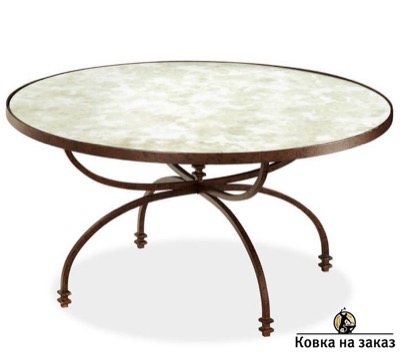 Простой кованый кофейный столик с круглой столешницей