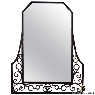 Прямоугольное настенное зеркало с усеченным в виде трапеции верхом