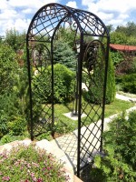 Кованая арка для сада черного цвета с золотой патиной и лаком, фото 2