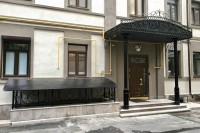 Входная группа для&nbsp;офисного здания в&nbsp;центре Москвы, фото 3