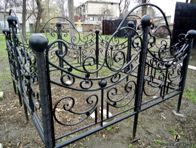 Кованая ограда для&nbsp;кладбища
