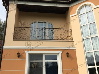 Перила на балкон для дома в Тефаново (Икша, Дмитровское шоссе)