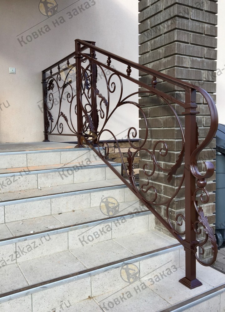 Перила на&nbsp;крыльцо и&nbsp;лестницу для&nbsp;загородного дома в&nbsp;Лыщево, Истринский район, фото 5