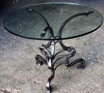 Кованый стол со стеклянной столешницей №2397
