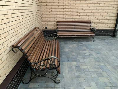 Комплект кованых скамеек для&nbsp;загородного дома в&nbsp;КП  &laquo;Новолуговая&raquo; под&nbsp;Лобней, фото 2