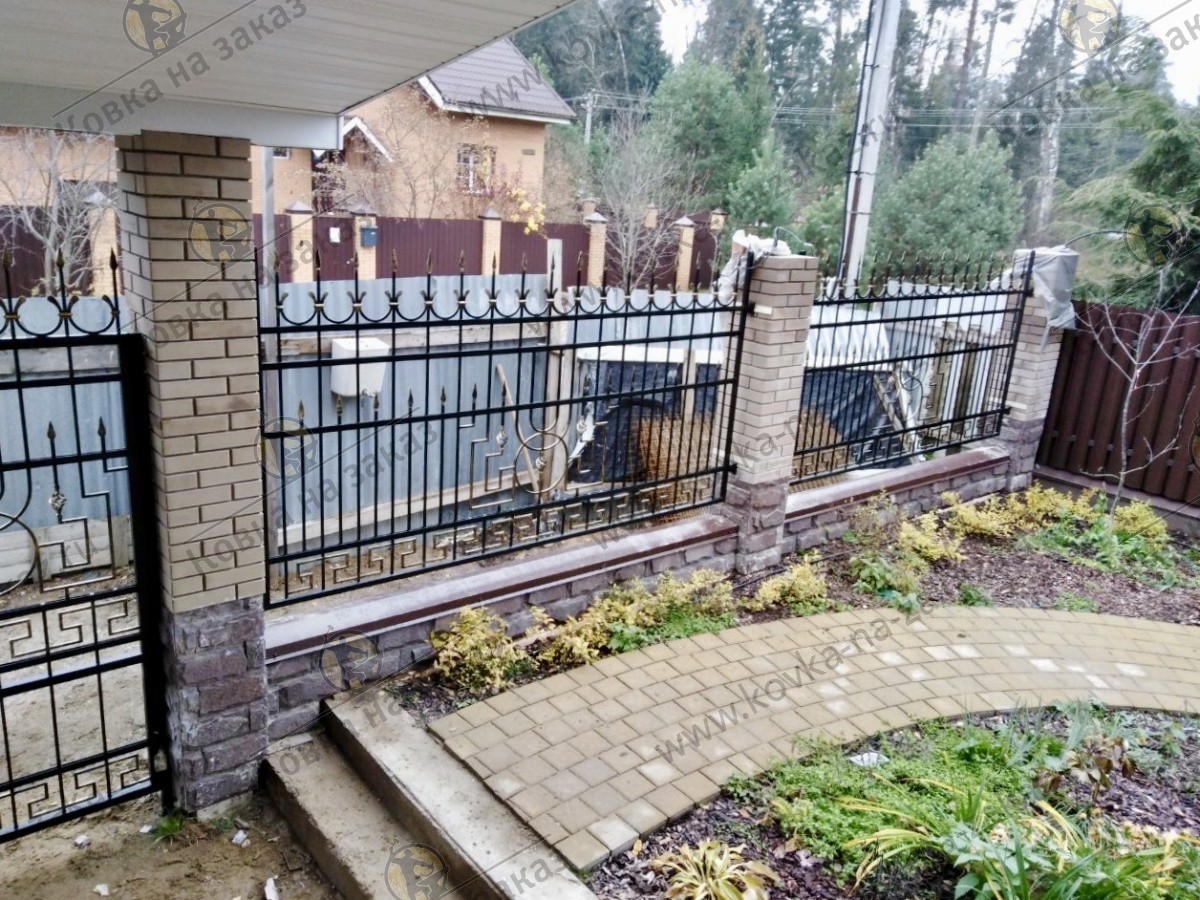 Кованый забор и&nbsp;калитки для&nbsp;загородного дома в&nbsp;Черноголовке, фото 3