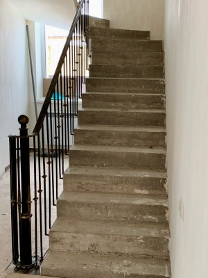 Перила на&nbsp;лестницу с&nbsp;боковым крепежом для&nbsp;Реутова, фото 3