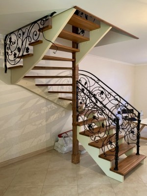 Перила на&nbsp;лестницу для&nbsp;загородного дома в&nbsp;коттеджном посёлке Кронбург, фото 8