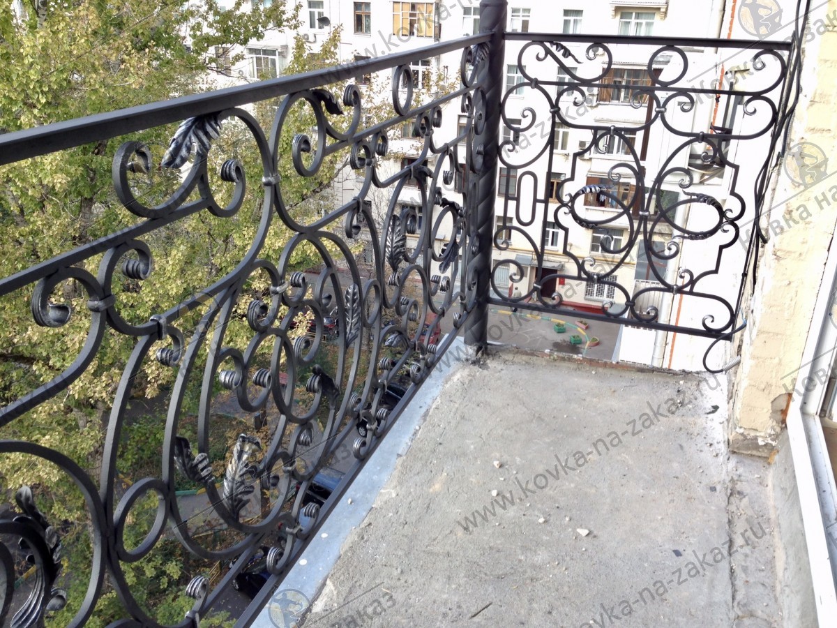 Кованое балконное ограждение для&nbsp;квартиры на&nbsp;Красной Пресне в&nbsp;Москве, район Пресненский, фото 3