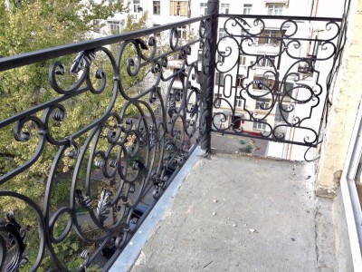 Кованое балконное ограждение для&nbsp;квартиры на&nbsp;Красной Пресне в&nbsp;Москве, фото 3
