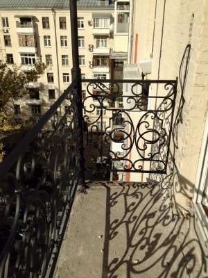 Кованое балконное ограждение для&nbsp;квартиры на&nbsp;Красной Пресне в&nbsp;Москве, фото 5