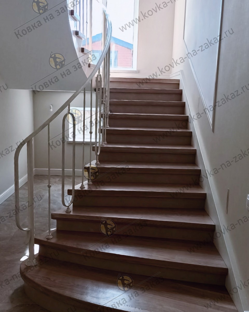 Перила для&nbsp;лестницы загородного дома в&nbsp;Новом Семкино, Рязанская область, фото 2