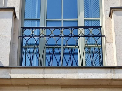 Французский балкон для&nbsp;загородного дома в&nbsp;КП&nbsp;Антоновка в&nbsp;поселении Сосенское в&nbsp;Москве